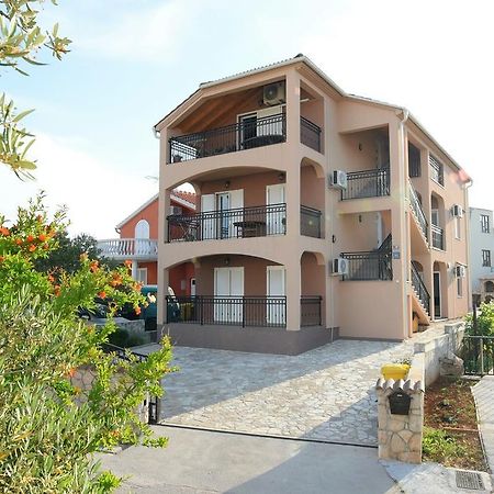 Apartmani Natasa Nino Jezera, Murter Exterior foto