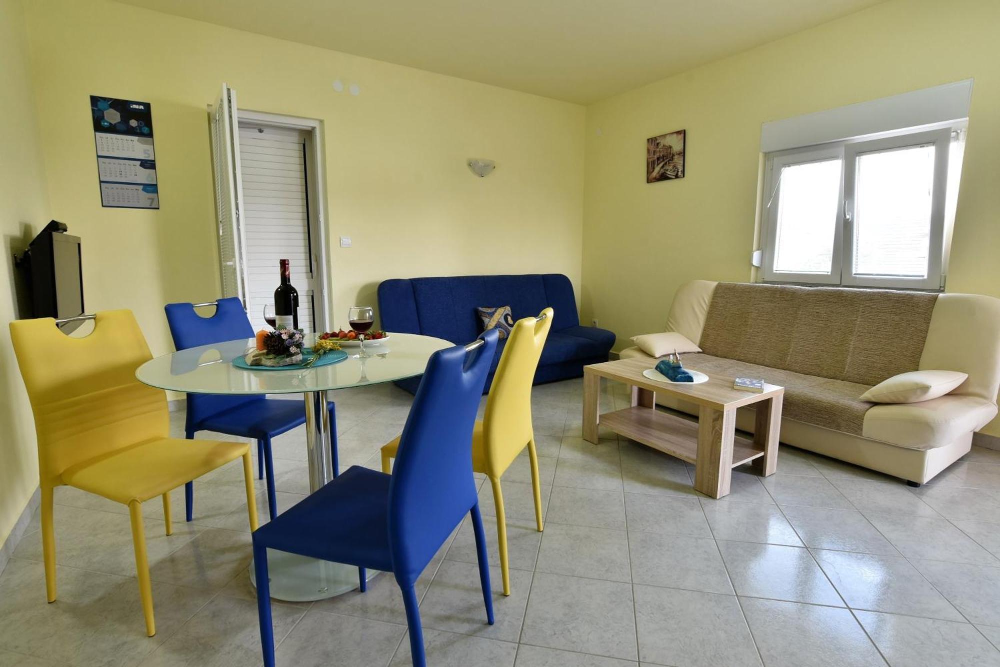 Apartmani Natasa Nino Jezera, Murter Zimmer foto