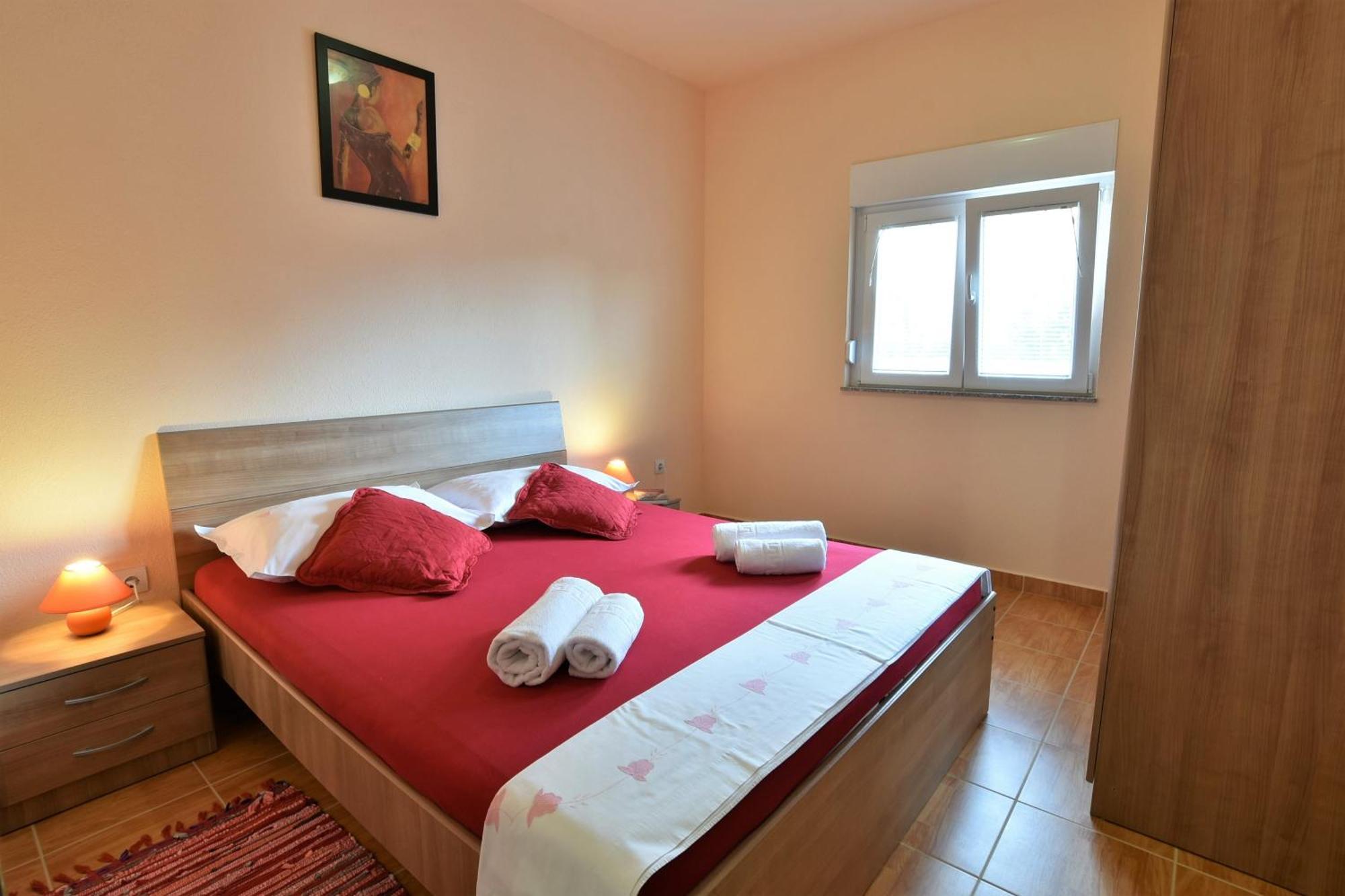 Apartmani Natasa Nino Jezera, Murter Zimmer foto