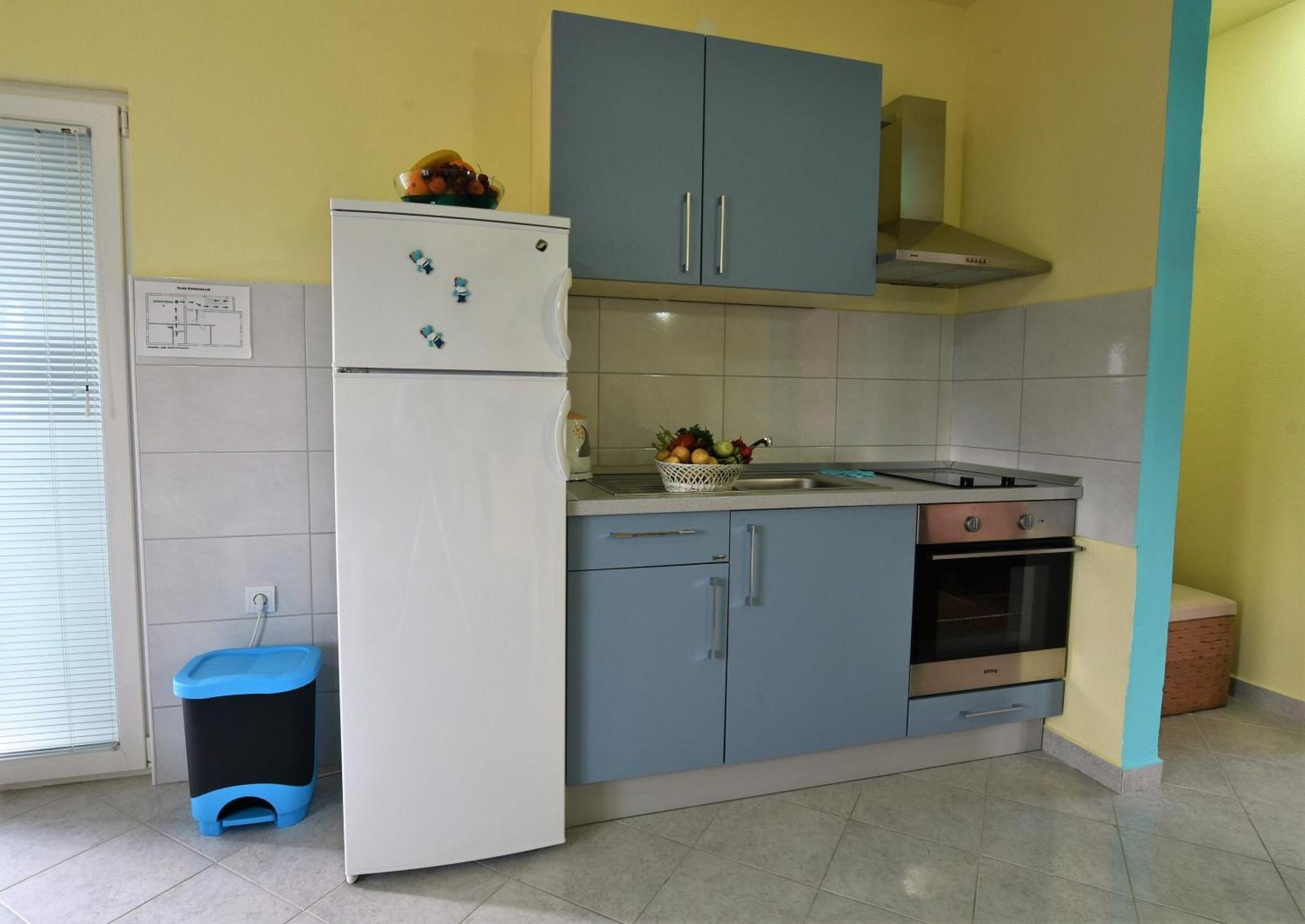 Apartmani Natasa Nino Jezera, Murter Zimmer foto