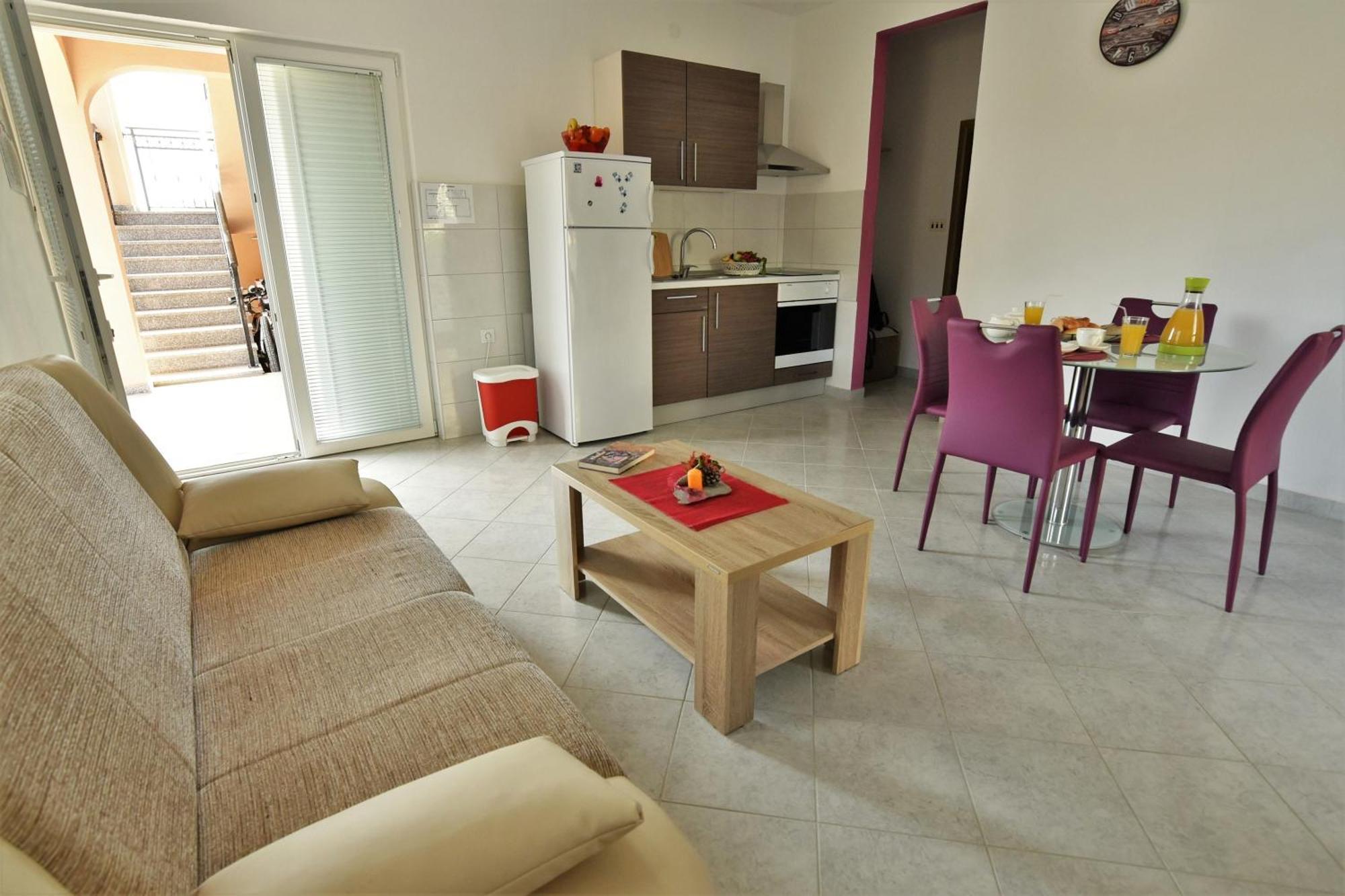 Apartmani Natasa Nino Jezera, Murter Zimmer foto