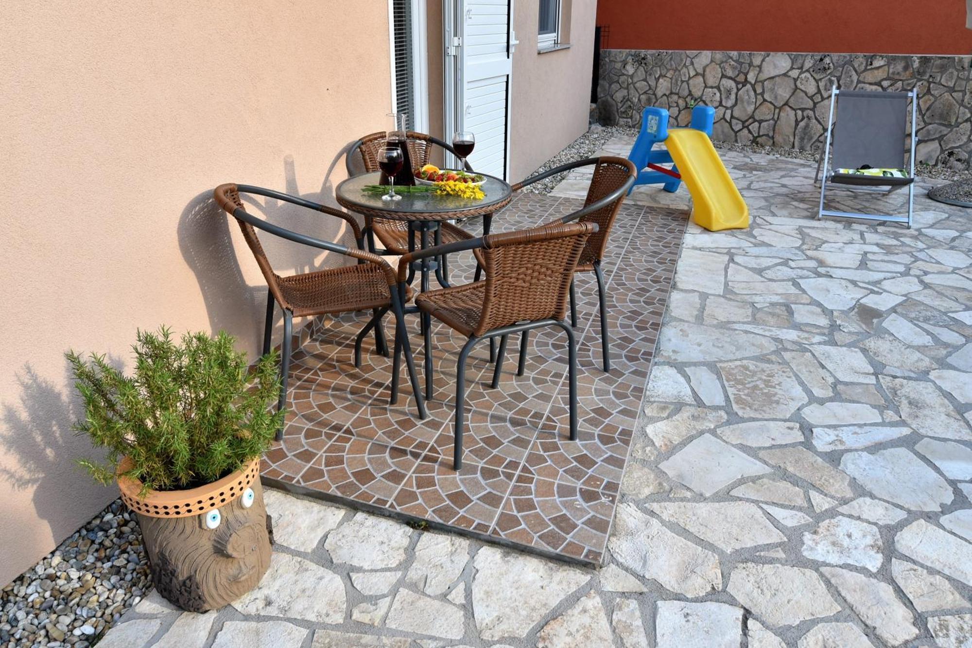 Apartmani Natasa Nino Jezera, Murter Zimmer foto