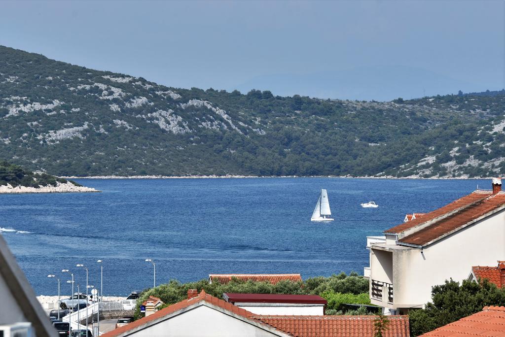 Apartmani Natasa Nino Jezera, Murter Exterior foto