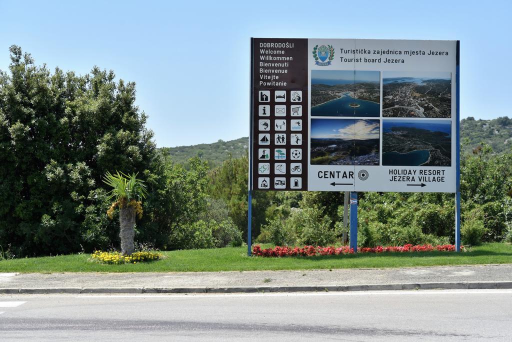 Apartmani Natasa Nino Jezera, Murter Exterior foto